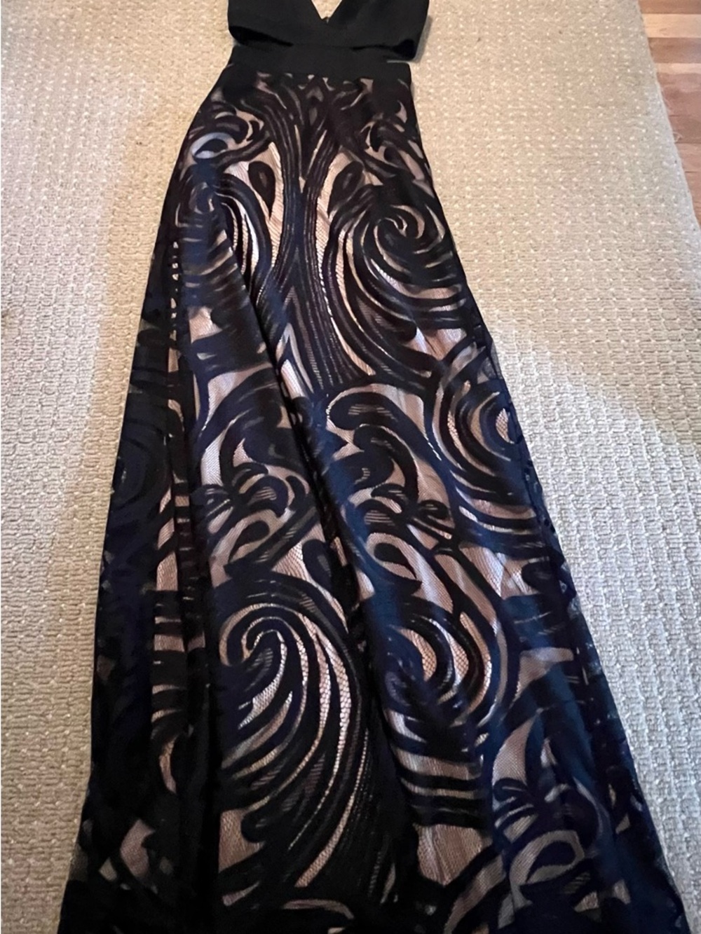 BCBGMaxAzria Black Lace Swirl Maxi Gown with Nude Lining